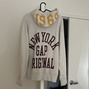 GAP Hoodie buy 4 item get fifth one for free